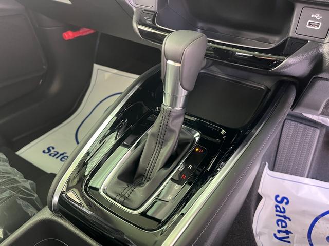 ヴェゼル ｅ：ＨＥＶ　Ｚ　バックカメラ・電動パーキング・クルーズコントロール・シートヒーターＵＳＢ電源　アルミホイール　衝突被害軽減システム　横滑り防止装置（33枚目）