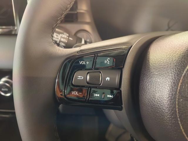 ヴェゼル ｅ：ＨＥＶ　Ｚ　バックカメラ・電動パーキング・シートヒーター・コーナーセンサー・ＬＥＤヘッドライト　アルミホイール　オートライト　横滑り防止装置（30枚目）