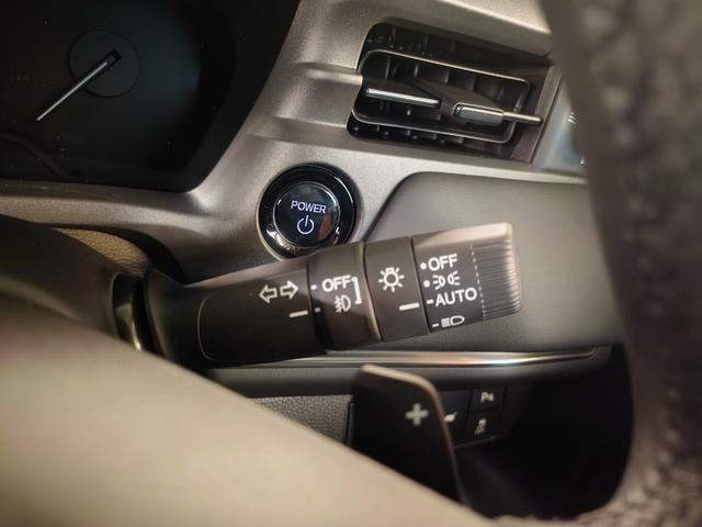 ヴェゼル ｅ：ＨＥＶ　Ｚ　バックカメラ・電動パーキング・シートヒーター・コーナーセンサー・ＬＥＤヘッドライト　アルミホイール　オートライト　横滑り防止装置（31枚目）