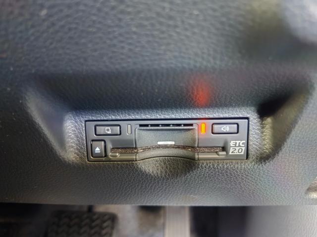 シエンタ ハイブリッドＺ　天井サーキュレーター・全方位カメラ・両側電動スライドドア・クルーズコントロール・コーナーセンサー・ＵＳＢ電源・ふらつき警報・ＬＥＤヘッドライト（35枚目）