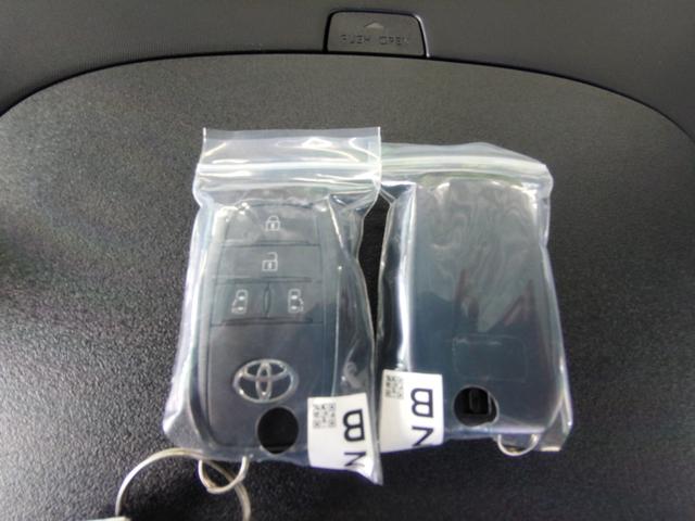 シエンタ ハイブリッドＺ　天井サーキュレーター・全方位カメラ・両側電動スライドドア・クルーズコントロール・コーナーセンサー・ＵＳＢ電源・ふらつき警報・ＬＥＤヘッドライト（44枚目）