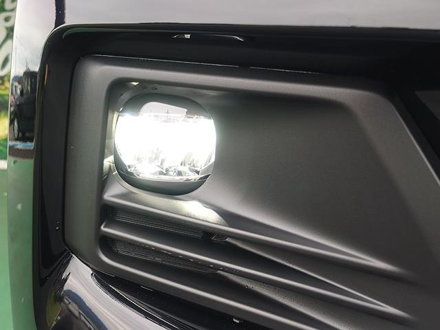 ＲＡＶ４ ハイブリッドアドベンチャー　４ＷＤ　ハンズフリーパワーバック・デジタルインナーミラー・電動パーキング・クルーズコントロール　パワーシート　シートヒーター　衝突被害軽減システム（10枚目）