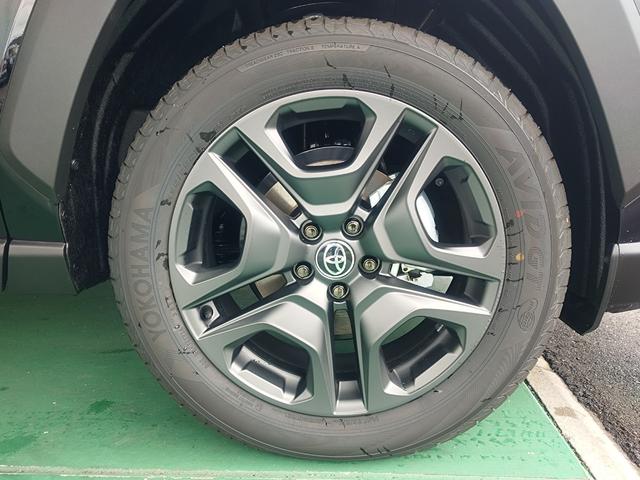 ＲＡＶ４ ハイブリッドアドベンチャー　４ＷＤ　ハンズフリーパワーバック・デジタルインナーミラー・電動パーキング・クルーズコントロール　パワーシート　シートヒーター　衝突被害軽減システム（12枚目）