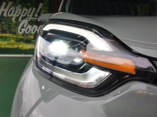 シエンタ ハイブリッドＺ　天井サーキュレーター・全方位カメラ・両側電動スライドドア・クルーズコントロール・コーナーセンサー・ＵＳＢ電源・ふらつき警報・ＬＥＤヘッドライト　スマートキー（10枚目）