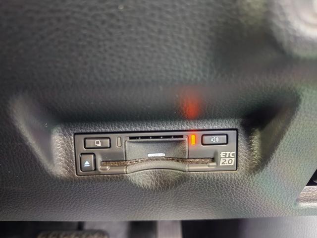 シエンタ ハイブリッドＺ　天井サーキュレーター・全方位カメラ・両側電動スライドドア・クルーズコントロール・コーナーセンサー・ＵＳＢ電源・ふらつき警報・ＬＥＤヘッドライト　スマートキー（36枚目）