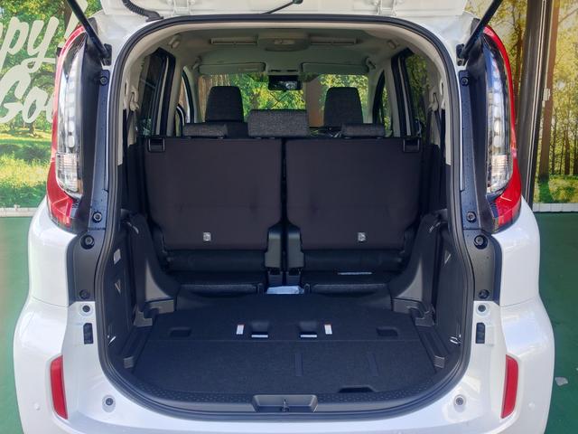 シエンタ ハイブリッドＺ　天井サーキュレーター・全方位カメラ・両側電動スライドドア・クルーズコントロール・コーナーセンサー・ＵＳＢ電源・ふらつき警報・ＬＥＤヘッドライト　スマートキー（18枚目）