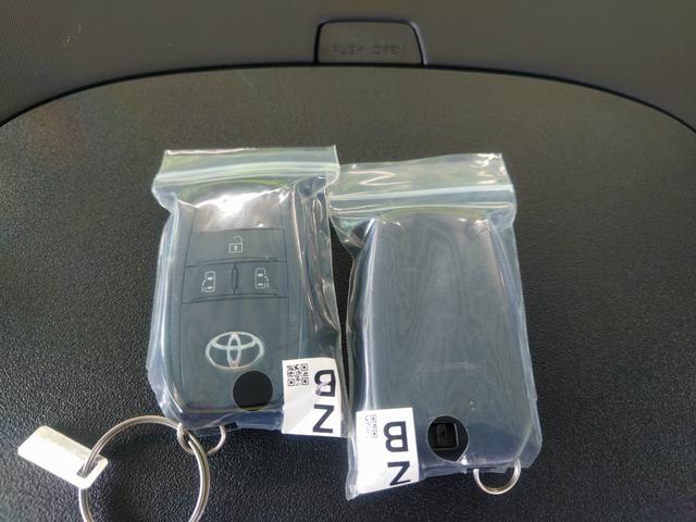 シエンタ ハイブリッドＺ　天井サーキュレーター・全方位カメラ・両側電動スライドドア・クルーズコントロール・コーナーセンサー・ＵＳＢ電源・ふらつき警報・ＬＥＤヘッドライト　スマートキー（44枚目）