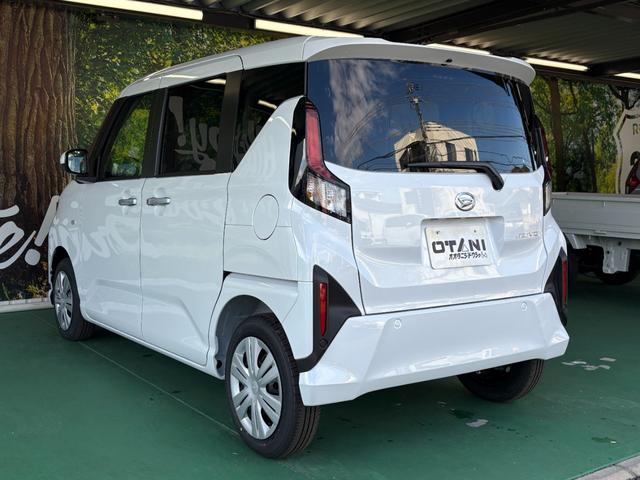 ムーヴ Ｘ　片側電動スライドドア・コーナーセンサー・オートエアコン　衝突被害軽減システム　横滑り防止装置　電動格納ミラー　パワーステアリング（16枚目）