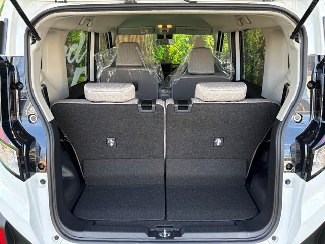 ムーヴ Ｘ　片側電動スライドドア・コーナーセンサー・オートエアコン　衝突被害軽減システム　横滑り防止装置　電動格納ミラー　パワーステアリング（17枚目）