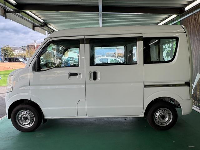 エブリイ PA 2WD AT マニュアルエアコン AM/FMラジオ パワーステアリング エアバッグ(9枚目)