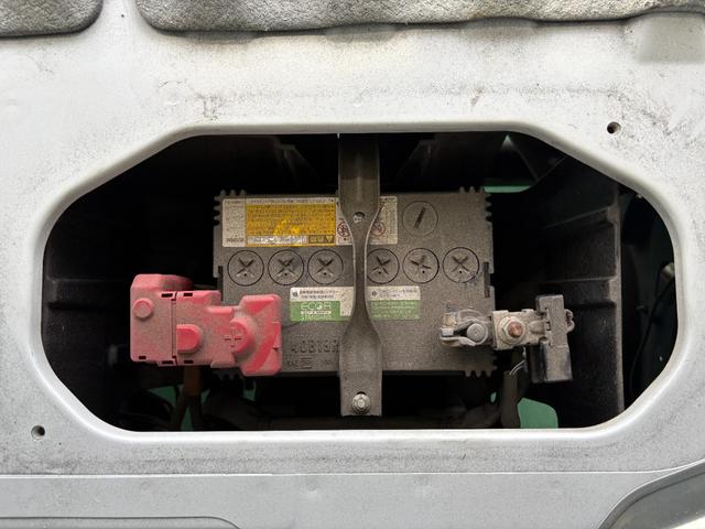 エブリイ PA 2WD AT マニュアルエアコン AM/FMラジオ パワーステアリング エアバッグ(17枚目)