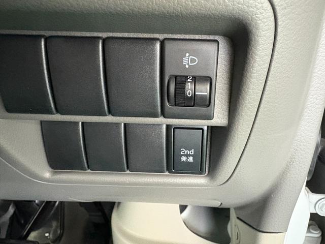 エブリイ PA 2WD AT マニュアルエアコン AM/FMラジオ パワーステアリング エアバッグ(26枚目)