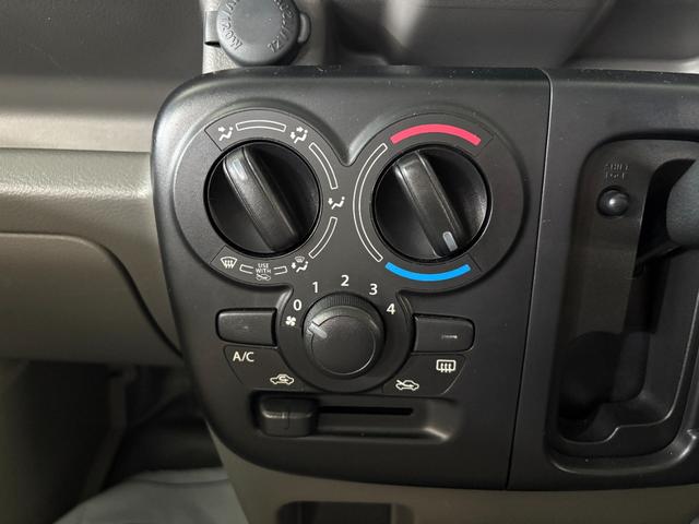 エブリイ PA 2WD AT マニュアルエアコン AM/FMラジオ パワーステアリング エアバッグ(32枚目)