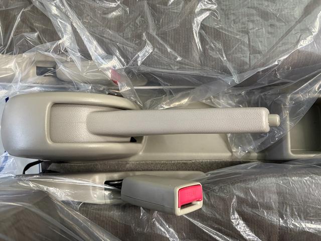 エブリイ PA 2WD AT マニュアルエアコン AM/FMラジオ パワーステアリング エアバッグ(36枚目)