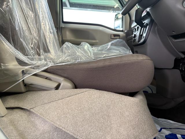 エブリイ PA 2WD AT マニュアルエアコン AM/FMラジオ パワーステアリング エアバッグ(41枚目)