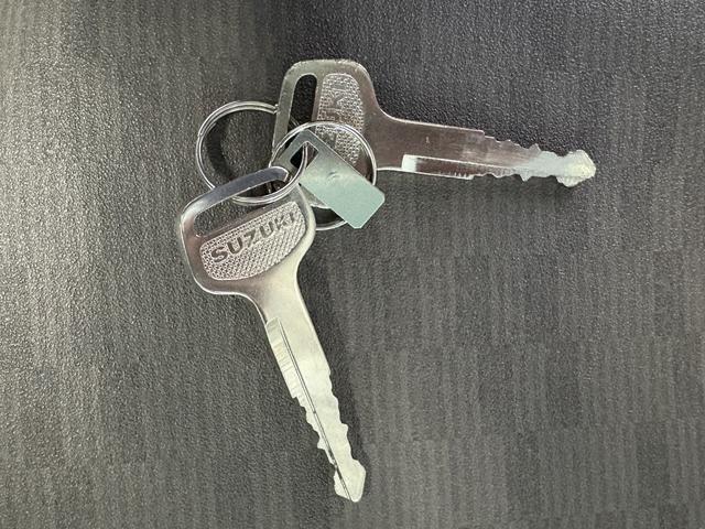 エブリイ PA 2WD AT マニュアルエアコン AM/FMラジオ パワーステアリング エアバッグ(42枚目)