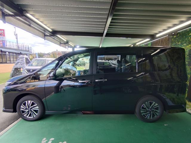 セレナ ｅ－パワー　ハイウェイスターＶ　アラモニ＋ルームミラー＋ドラレコ＋ＬＥＤヘッドライト＋ＮＣナビ　＋ＥＴＣ２．０＋ＳＯＳコール　シートヒーター　アルミホイール（14枚目）