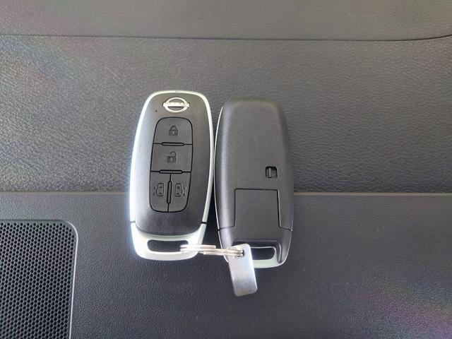 セレナ ｅ－パワー　ハイウェイスターＶ　アラモニ＋ルームミラー＋ドラレコ＋ＬＥＤヘッドライト＋ＮＣナビ　＋ＥＴＣ２．０＋ＳＯＳコール　シートヒーター　アルミホイール（45枚目）