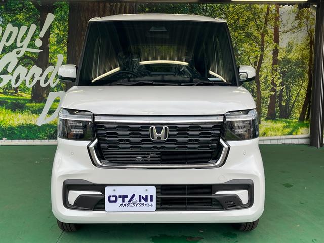 Ｎ－ＢＯＸカスタム ベースグレード　バックカメラ・電動スライドドア・電動パーキング・クルーズコントロール　アルミホイール　シートヒーター　オートライト　コーナーセンサー（6枚目）