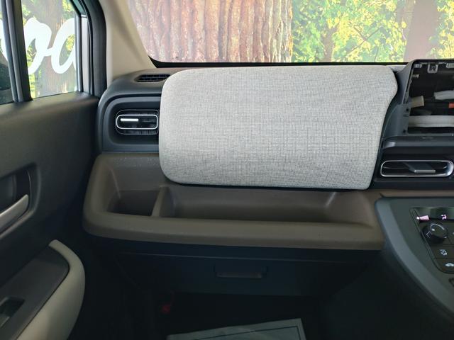 フリード エアー EX 内装ベージュ 両側電動スライドドア・クルーズコントロール・電子パーキング・シートヒーター バックカメラ アルミホイール オートライト(41枚目)