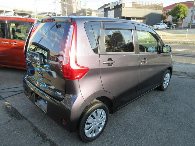 デイズ X 衝突安全ボディ スマートキー オートエアコン ハロゲンヘッドライト 純正フルセグナビ アラウンドビューモニター ETC 前ドラレコ 純正14インチフルホイールキャップ プッシュスタート 2WD 660(4枚目)