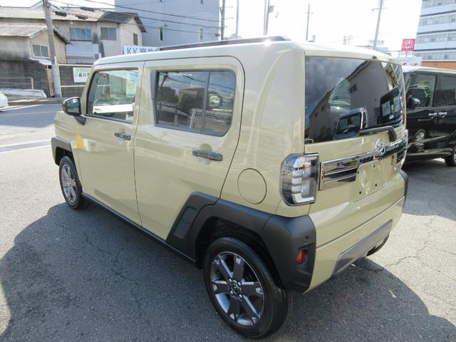 タフト Gターボ ダーククロムベンチャー 衝突安全ボディ スマアシ LEDヘッドライト 7インチメモリーナビ 純正15インチアルミホイール 前席シートヒーター バックカメラ クルーズコントロール サンドベージュメタリック 新車メーカー保証継承(5枚目)