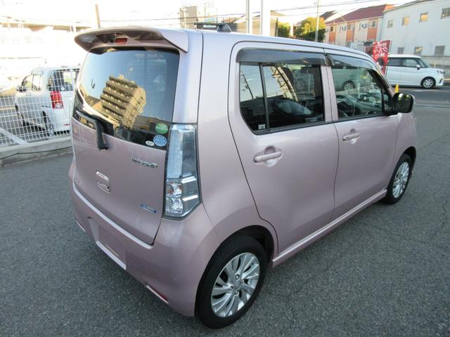 ワゴンＲ ＦＺ　衝突安全ボディ　フルセグＴＶナビ　ハロゲンヘッドライト　スマートキー　オートＡＣ　純正１４インチアルミホイール　バックカメラ　ベンチシート　イノセントピンクパールＭ　フルフラット　２ＷＤ　６６０（4枚目）