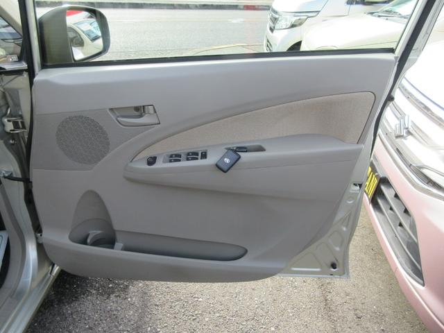 ムーヴ Ｘリミテッド　衝突安全ボディ　スマートキー　純正ワンセグＴＶナビ　バックカメラ　シャンパンゴールドメタリック　ハロゲンヘッドライト　アイドリングストップ　純正１４インチアルミホイール　ＡＢＳ　２ＷＤ　６６０（7枚目）