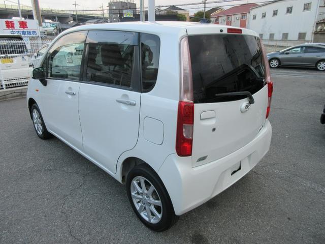 ムーヴ Xリミテッド 衝突安全ボディ アイドリングストップ ハロゲンヘッドライト オートエアコン スマートキー 純正ワンセグTVナビ バックカメラ 純正14インチアルミホイール パールホワイト ベンチシート 2WD 660(5枚目)