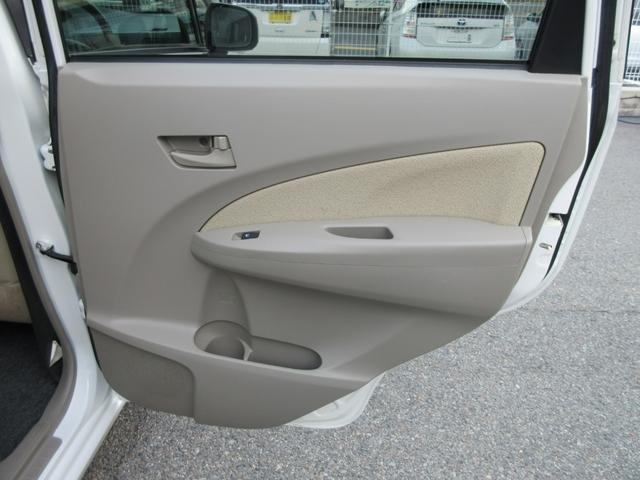 ムーヴ Xリミテッド 衝突安全ボディ アイドリングストップ ハロゲンヘッドライト オートエアコン スマートキー 純正ワンセグTVナビ バックカメラ 純正14インチアルミホイール パールホワイト ベンチシート 2WD 660(11枚目)