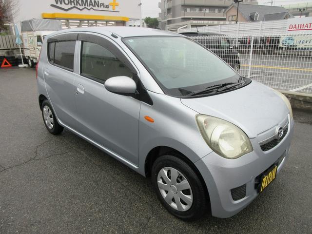 ミラ Ｌセレクション　衝突安全ボディ　キーレス　マニュアルエアコン　ブライトシルバーメタリック　５速マニュアル　ハロゲンヘッドライト　純正インテグレートオーディオ　純正１３インチフルホイールキャップ　２ＷＤ　６６０（3枚目）