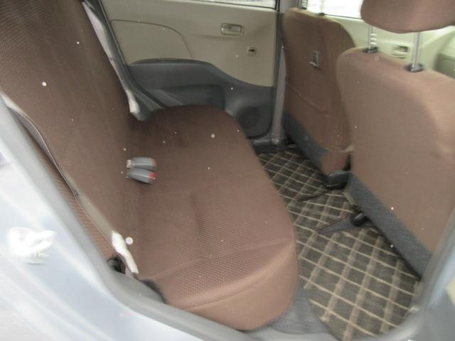 ミラ Ｌセレクション　衝突安全ボディ　キーレス　マニュアルエアコン　ブライトシルバーメタリック　５速マニュアル　ハロゲンヘッドライト　純正インテグレートオーディオ　純正１３インチフルホイールキャップ　２ＷＤ　６６０（10枚目）