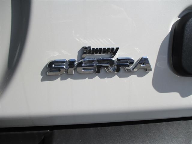 ジムニーシエラ ＪＣ　１．５　４ＷＤ　３型モデル　４ＡＴ車　スズキ保証付　登録済未使用車　デュアルセンサーブレーキ　ＬＥＤヘッドランプ　オートライトシステム　クルーズコントロールシステム　アイドリングストップシステム（52枚目）