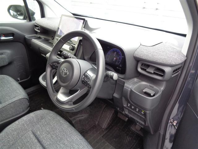 シエンタ Ｚ　トヨタ認定中古車　ミュージックプレイヤー接続可　バックカメラ　衝突被害軽減システム　ＥＴＣ　ドラレコ　両側電動スライド　ＬＥＤヘッドランプ　ウオークスルー　乗車定員７人　３列シート　ワンオーナー（2枚目）