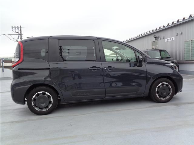 シエンタ Ｚ　トヨタ認定中古車　ミュージックプレイヤー接続可　バックカメラ　衝突被害軽減システム　ＥＴＣ　ドラレコ　両側電動スライド　ＬＥＤヘッドランプ　ウオークスルー　乗車定員７人　３列シート　ワンオーナー（25枚目）