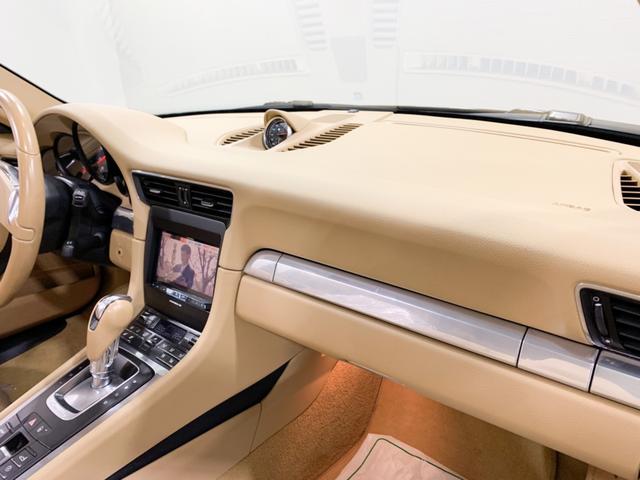 911 カレラS カブリオレ スポーツクロノパッケージ 左H パワークラフト可変バルブマフラー ルクソールベージュ革 純正20inchAW PIRELLIタイヤ レッドBIGキャリパー 黒幌 サイバーナビ TV バックモニター BOSEスピーカー クルコン(46枚目)