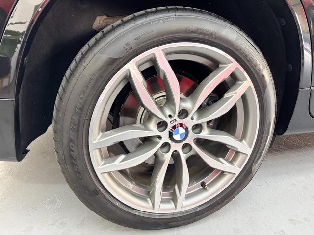 Ｘ４ ｘＤｒｉｖｅ　３５ｉ　Ｍスポーツ　３０６ｐｓ　ブラウンレザー　ＬＥＤヘッドライト　純正ナビ　地デジＴＶ　バックモニター　インテリジェントセーフティ　パワーバックドア　シートヒーター　クルーズコントロール　パドルシフト　純正１９インチ（21枚目）