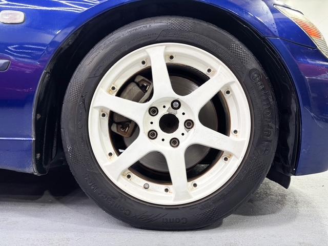 アルテッツァ ＲＳ２００　Ｚエディション　３Ｓ－ＧＥ　エンジン　６速ＭＴ　ＴＥＩＮ車高調　５ＺＩＧＥＮＦＩＲＥＢＡＬＬ６スポークホイール　タワーバー　純正ステアリング　純正マフラー　社外オーディオ　キーレスキー　電格ミラー　前後ドラレコ（8枚目）