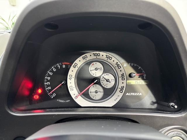 アルテッツァ ＲＳ２００　Ｚエディション　３Ｓ－ＧＥ　エンジン　６速ＭＴ　ＴＥＩＮ車高調　５ＺＩＧＥＮＦＩＲＥＢＡＬＬ６スポークホイール　タワーバー　純正ステアリング　純正マフラー　社外オーディオ　キーレスキー　電格ミラー　前後ドラレコ（13枚目）