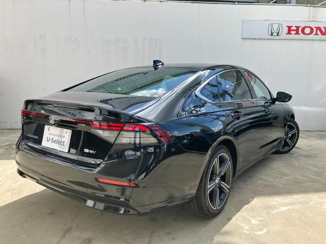 アコード e:HEV HondaSENSING360マルチビューカメラHondaCONNECTディスプレーETC運転席助手席8ウェイパワーシートLEDヘッド前後ドラレコワイヤレス充電器エレクトリックギアセレクター(4枚目)