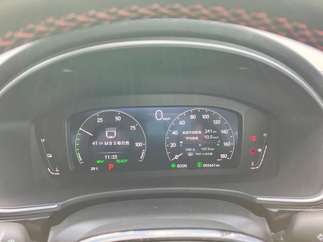 シビック ｅ：ＨＥＶ　ＨｏｎｄａＣＯＮＮＥＣＴディスプレーＡＣＣブラインドスポットインフォメーションＬＥＤヘッドフォグＥＴＣ前後ドラレコ運転席助手席パワーシートエレクトリックギアセレクター純正アルミパーキングセンサー（24枚目）