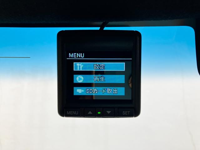 Ｎ－ＢＯＸカスタム Ｇ・ＥＸホンダセンシング　ＡＣＣフルセグナビＬＥＤヘッドフォグＲカメラＥＴＣ両側パワスラ運転席助手席シートヒータードラレコＵＳＢジャックＣＤＤＶＤ再生ＢＴサイドカーテンエアバッグ純正アルミスマキー（23枚目）
