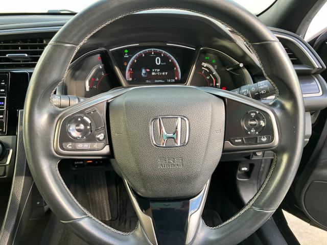 シビック ハッチバック フルセグナビ6MTLEDヘッドRカメラETCサイドカーテンエアバッグ運転席助手席シートヒーター運転席助手席パワーシート電制PオートブレーキホールドBTミュージックラックCDDVD再生スマキー(19枚目)
