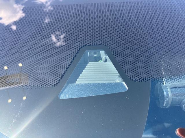 ヴェゼル ハイブリッドＺ　ＡＣＣフルセグナビＬＥＤヘッドＲカメラＥＴＣフォグランプ電制Ｐオートブレーキホールド機能サイドカーテンエアバッグ運転席助手席シートヒーターＢＴミュージックラックＣＤＤＶＤ再生ＵＳＢスマキー（27枚目）