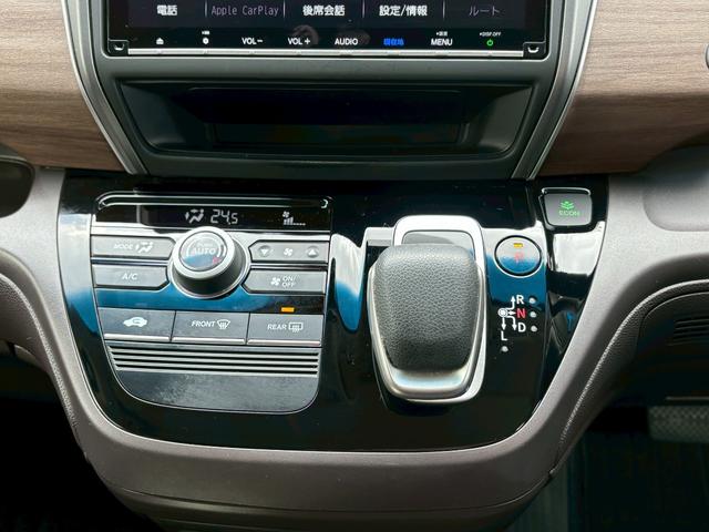 フリードハイブリッド ハイブリッド・Ｇホンダセンシング　ＡＣＣフルセグナビＬＥＤヘッドＲカメラ両側パワスラＥＴＣオートエアコンＢＴミュージックラックＣＤＤＶＤ再生ＵＳＢジャックオートリトラミラースマキー（15枚目）