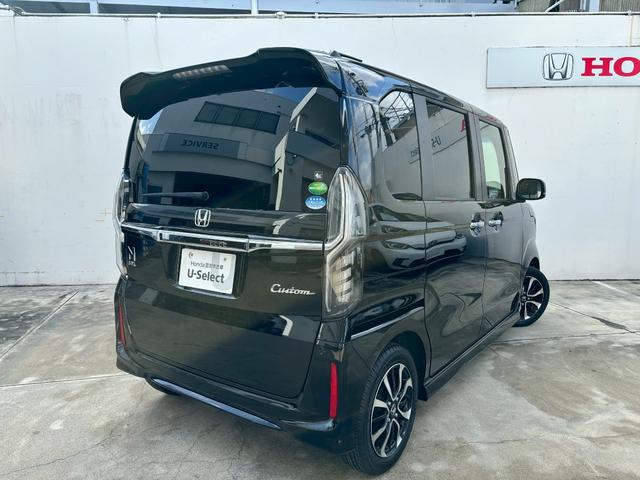 Ｎ－ＢＯＸカスタム Ｇ・Ｌホンダセンシング　ＡＣＣ社外フルセグナビＬＥＤヘッドＲカメラ左リアパワスラＥＴＣサイドカーテンエアバッグ前方ドラレコ純正アルミオートエアコンＢＴスマキー（4枚目）