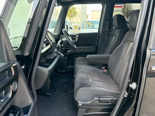 Ｎ－ＢＯＸカスタム Ｇ・Ｌホンダセンシング　ＡＣＣ社外フルセグナビＬＥＤヘッドＲカメラ左リアパワスラＥＴＣサイドカーテンエアバッグ前方ドラレコ純正アルミオートエアコンＢＴスマキー（6枚目）