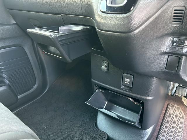 Ｎ－ＢＯＸカスタム Ｇ・Ｌホンダセンシング　ＡＣＣ社外フルセグナビＬＥＤヘッドＲカメラ左リアパワスラＥＴＣサイドカーテンエアバッグ前方ドラレコ純正アルミオートエアコンＢＴスマキー（16枚目）