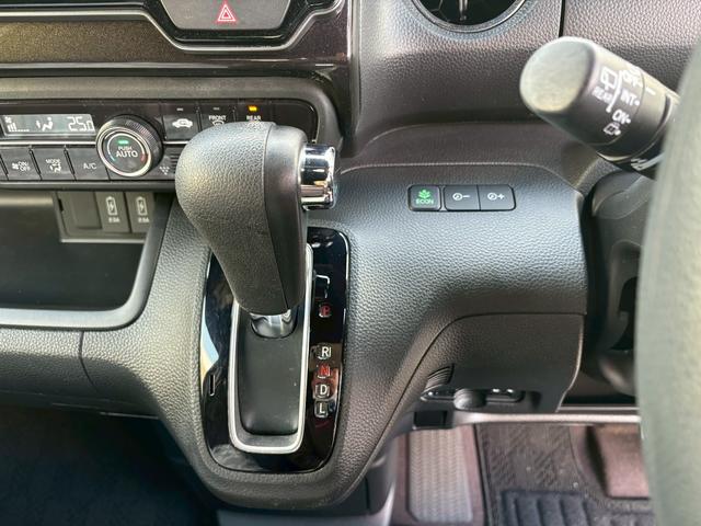 Ｎ－ＢＯＸカスタム Ｇ・Ｌホンダセンシング　ＡＣＣ社外フルセグナビＬＥＤヘッドＲカメラ左リアパワスラＥＴＣサイドカーテンエアバッグ前方ドラレコ純正アルミオートエアコンＢＴスマキー（18枚目）