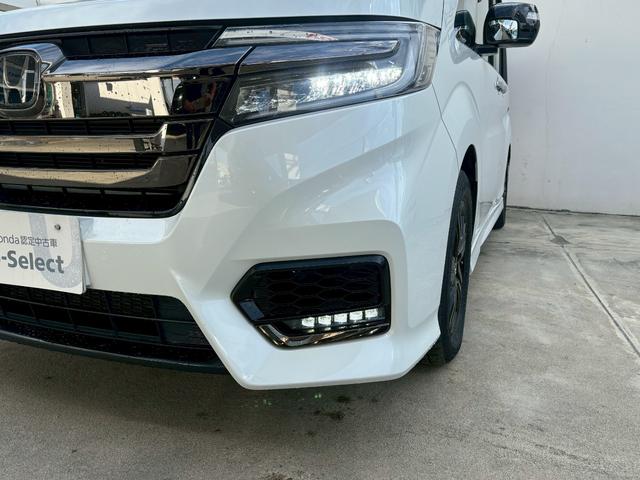 ステップワゴンスパーダ ｅ：ＨＥＶスパーダＧ・ＥＸホンダセンシング　ＡＣＣフルセグナビＬＥＤヘッドフォグＲカメラＥＴＣナビ連動ドラレコ両側パワスラ電制Ｐオートブレーキホールド純正アルミＢＴミュージックラックＣＤＤＶＤ再生トリプルゾーンエアコン（4枚目）